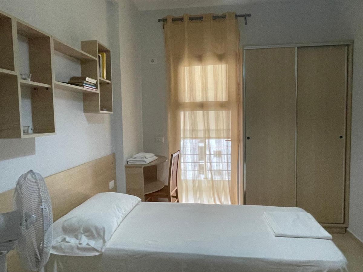 Arianiti Guesthouse Vlorë Екстериор снимка