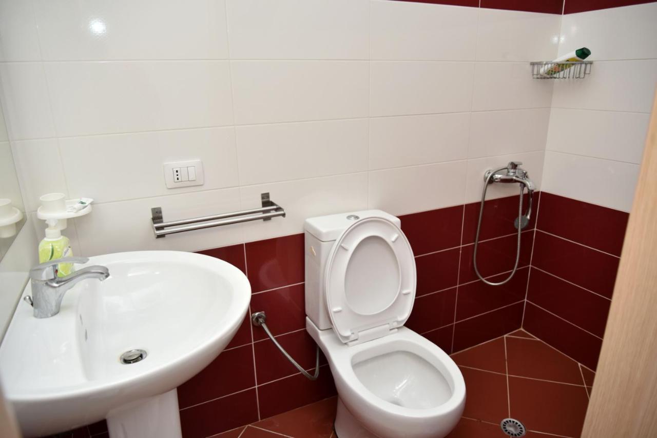 Arianiti Guesthouse Vlorë Екстериор снимка
