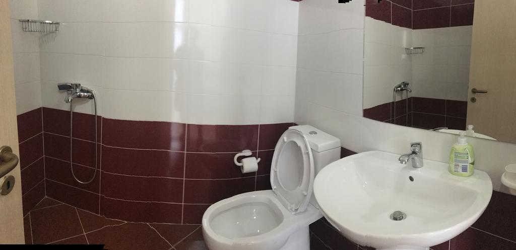 Arianiti Guesthouse Vlorë Екстериор снимка