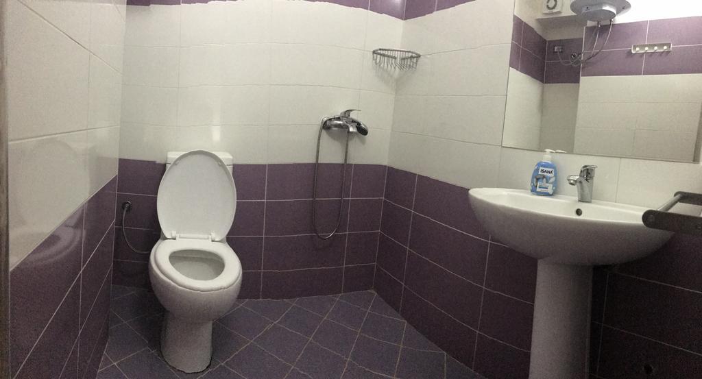 Arianiti Guesthouse Vlorë Екстериор снимка